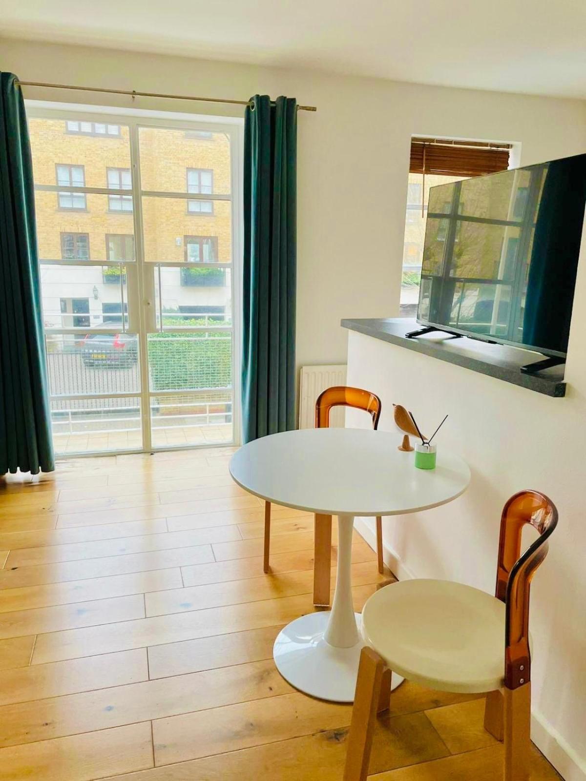 Appartamento Modern Flat In Canary Wharf
